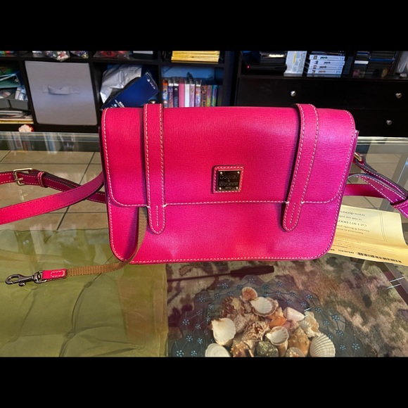 Dooney and Bourke Small Fuchsia Flap bag - Picture 3 of 15